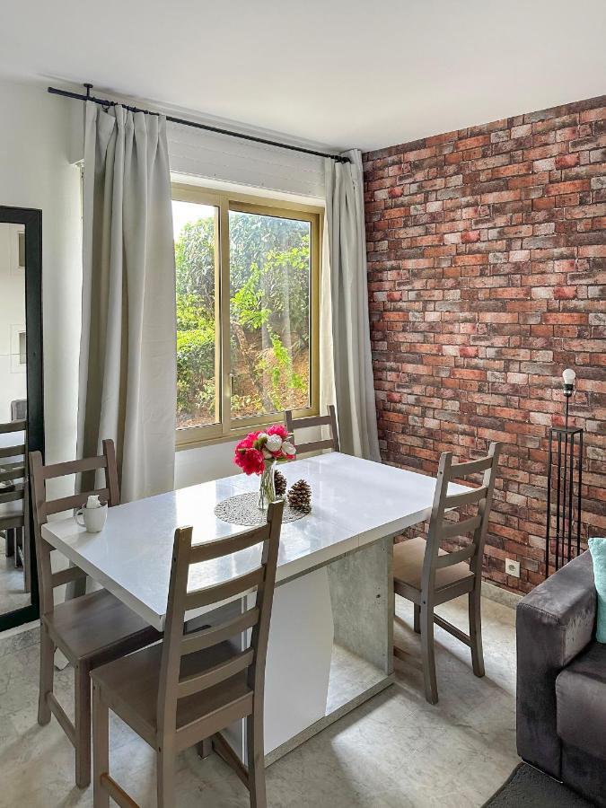 Magniolias - Residence Calme Avec Piscine, Tennis & Jardin Antibes Kültér fotó