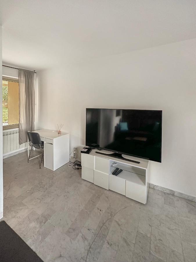 Magniolias - Residence Calme Avec Piscine, Tennis & Jardin Antibes Kültér fotó
